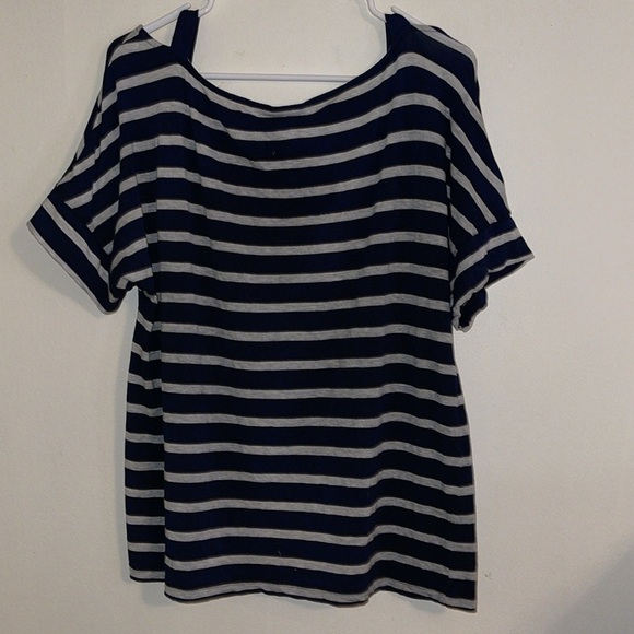 🌹SUNDAY TOP - Picture 3 of 4